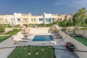 Luxurious Spacious 3-Bedroom Villa with Private Pool at Springs 10